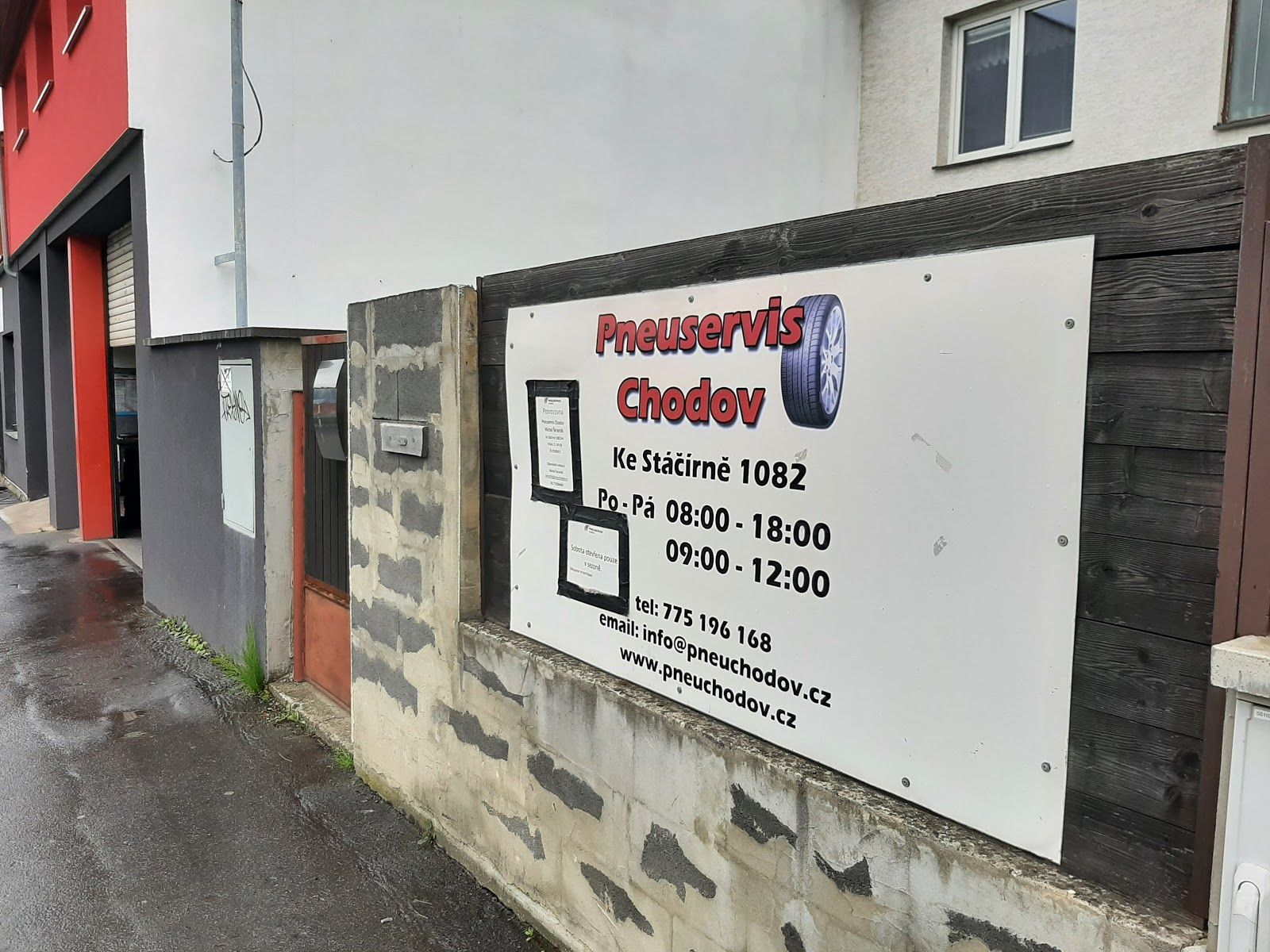 Pneuservis - Autoservis Praha
