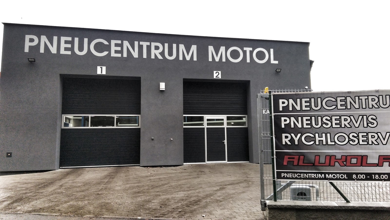 Autoservis Pneucentrum Praha