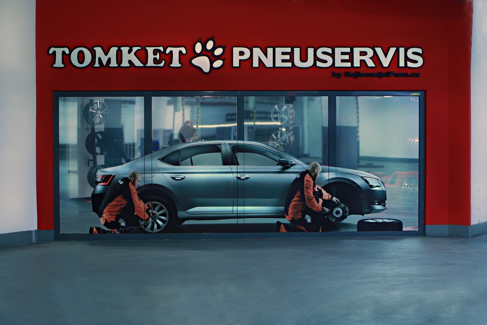 Autoservis, Pneuservis Tomket Praha