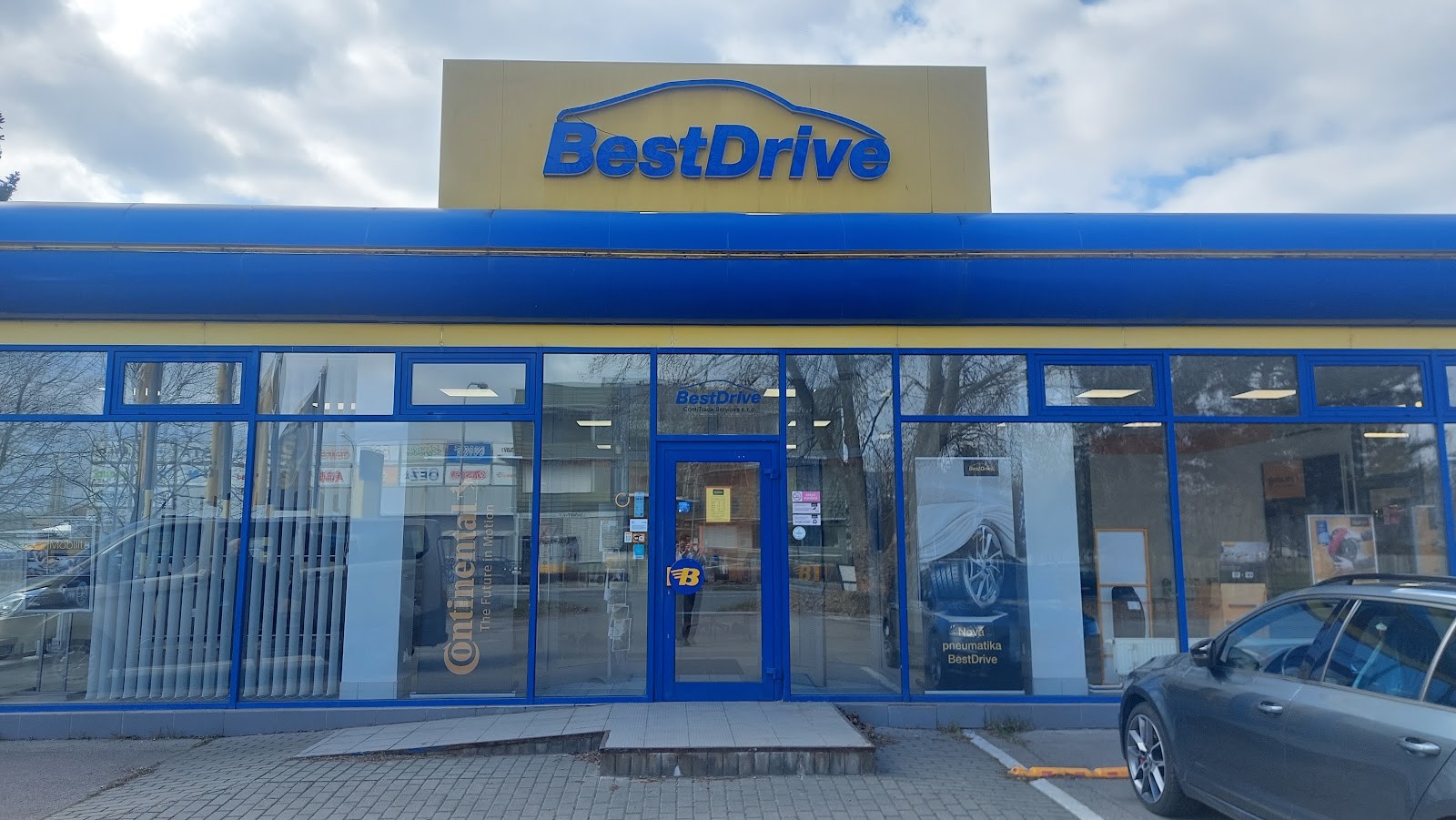Autoservis, Pneuservis BestDrive Brno