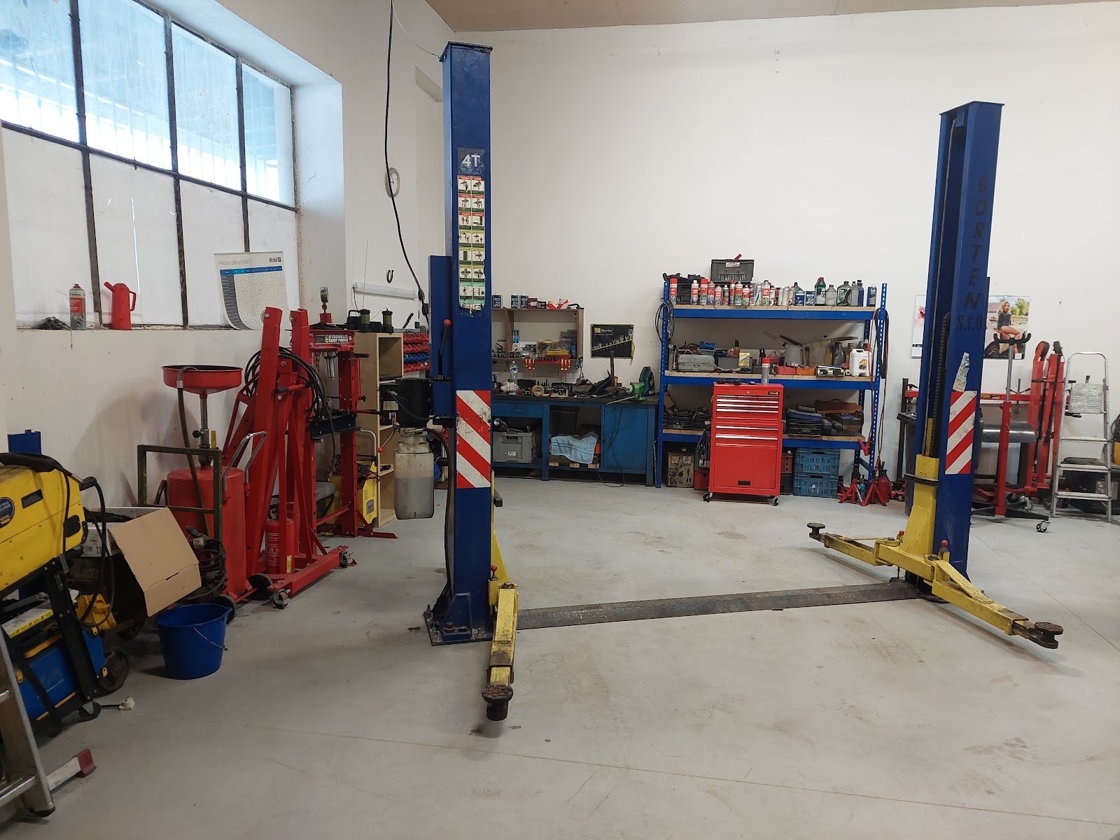 Autoservis, Pneuservis Brno
