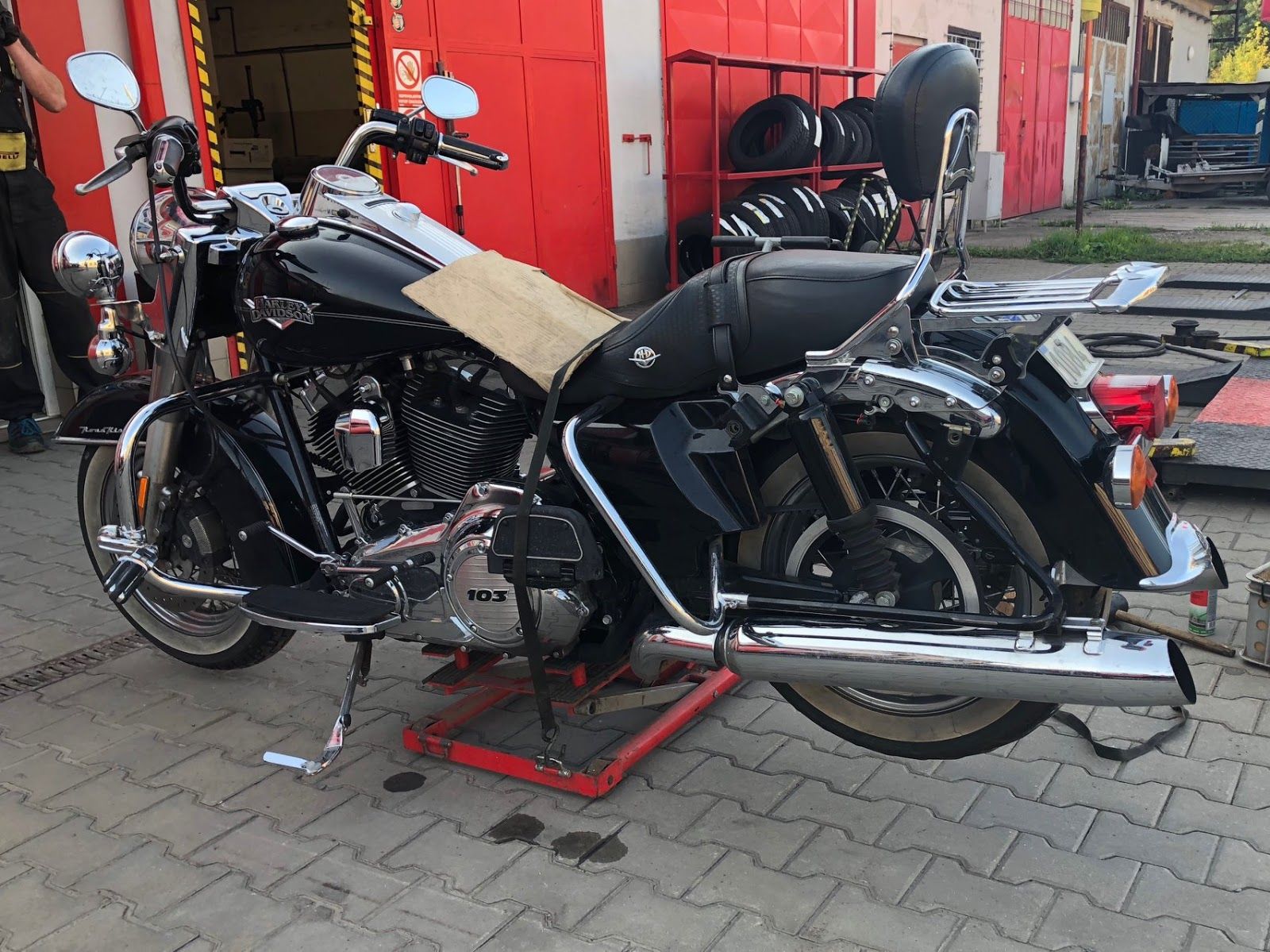 Autoservis , Pneuservis Hájek Plzeň