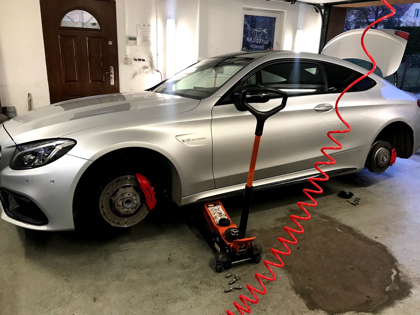 Autoservis, Pneuservis Němeček Liberec