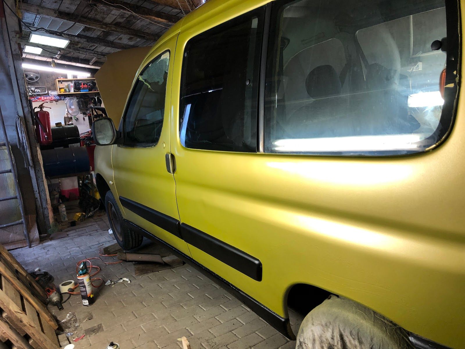 Autoservis, Pneuservis Caska Liberec