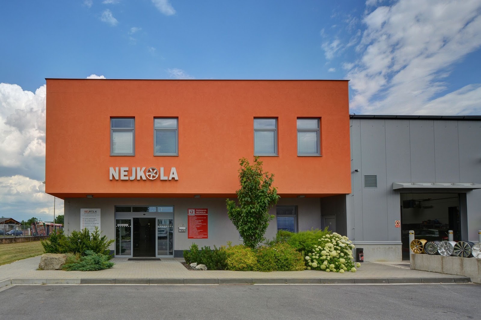 Autoservis, Pneuservis Nejkola Olomouc