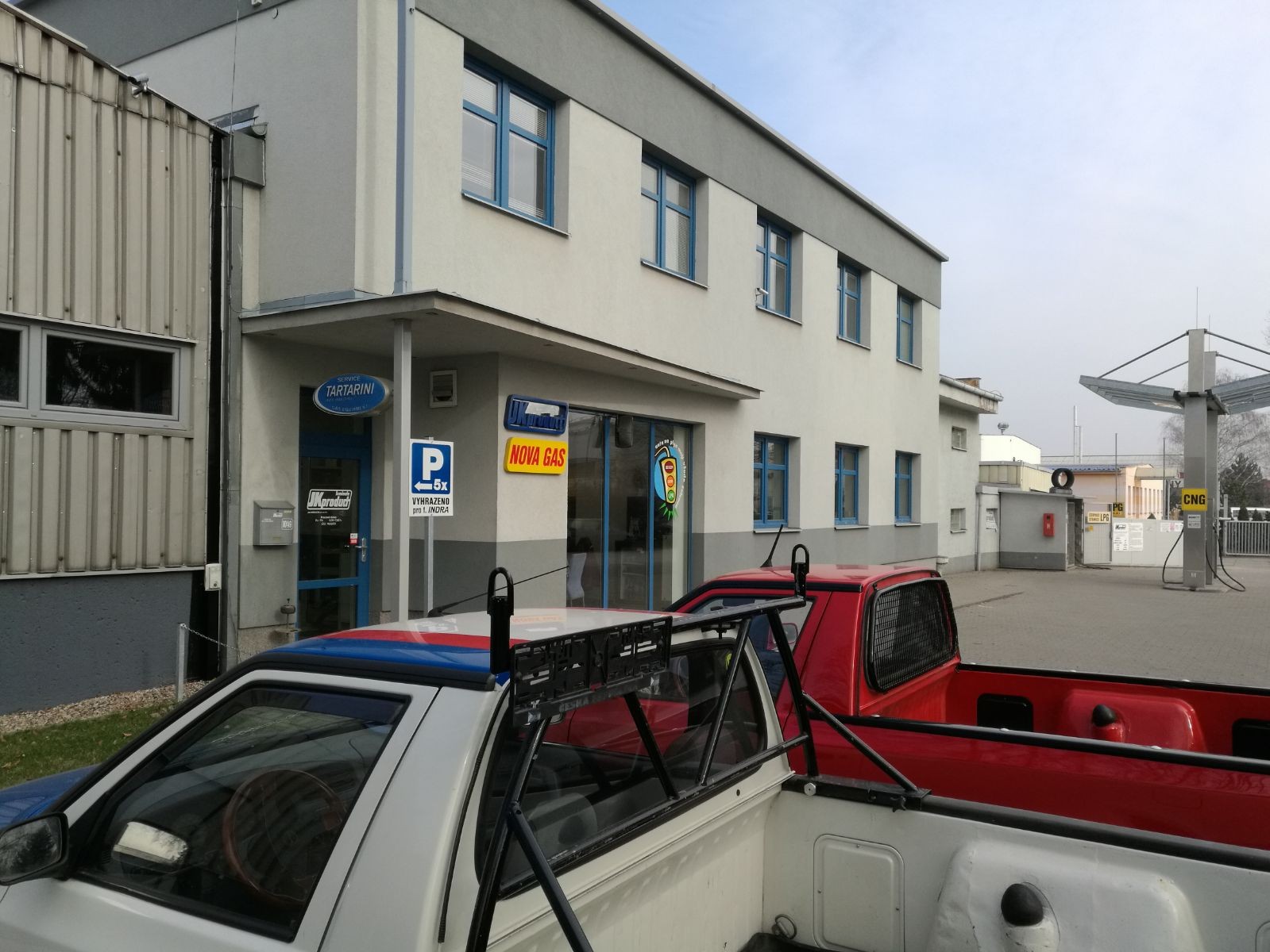 Autoservis JKproduct Hradec Králové