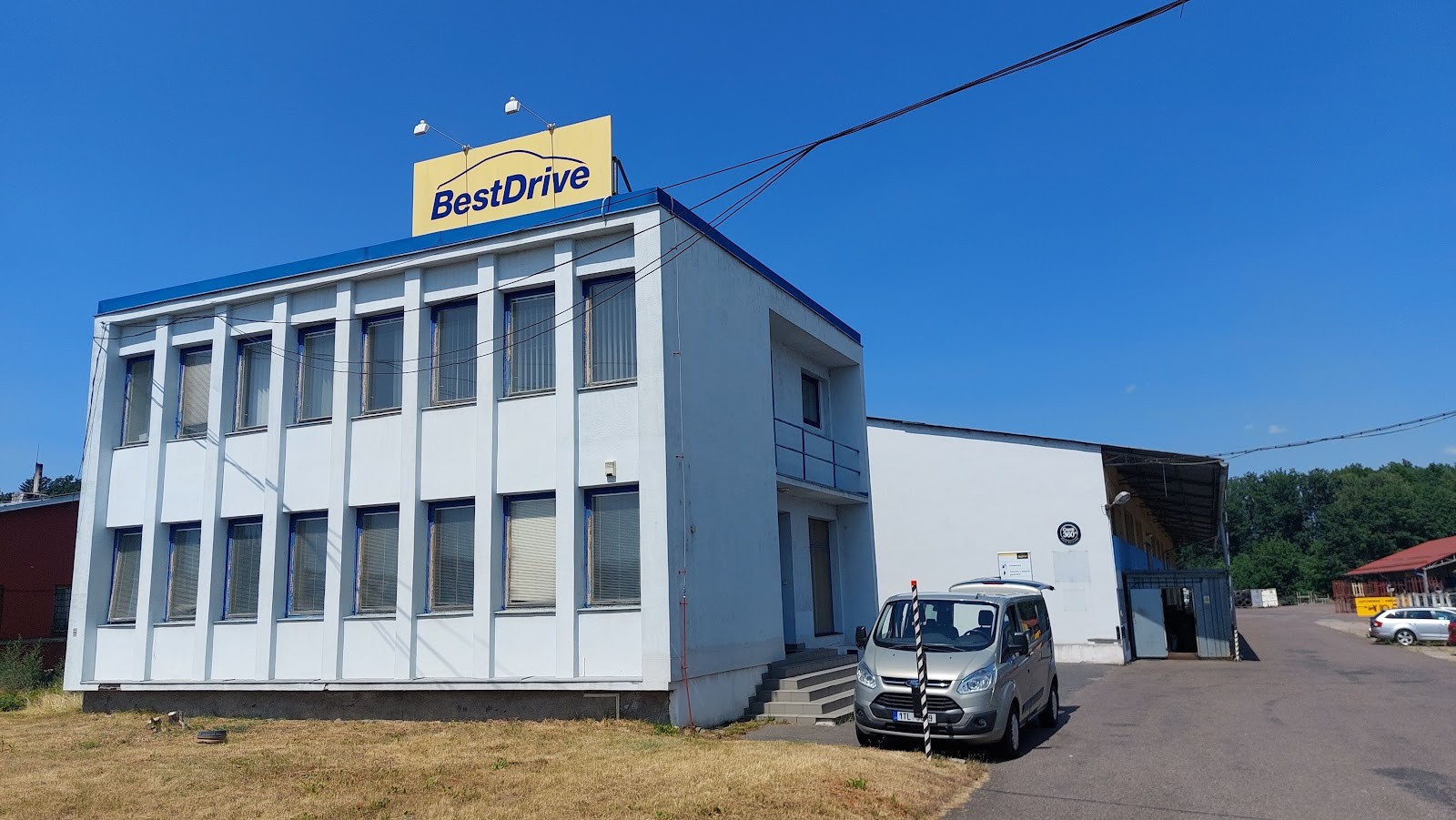 Autoservis , Pneuservis BestDrive Pardubice