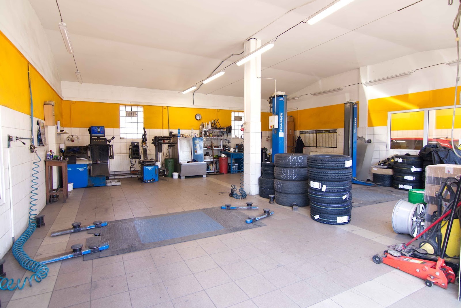 Autoservis Pneuservis Mojepneu Opava