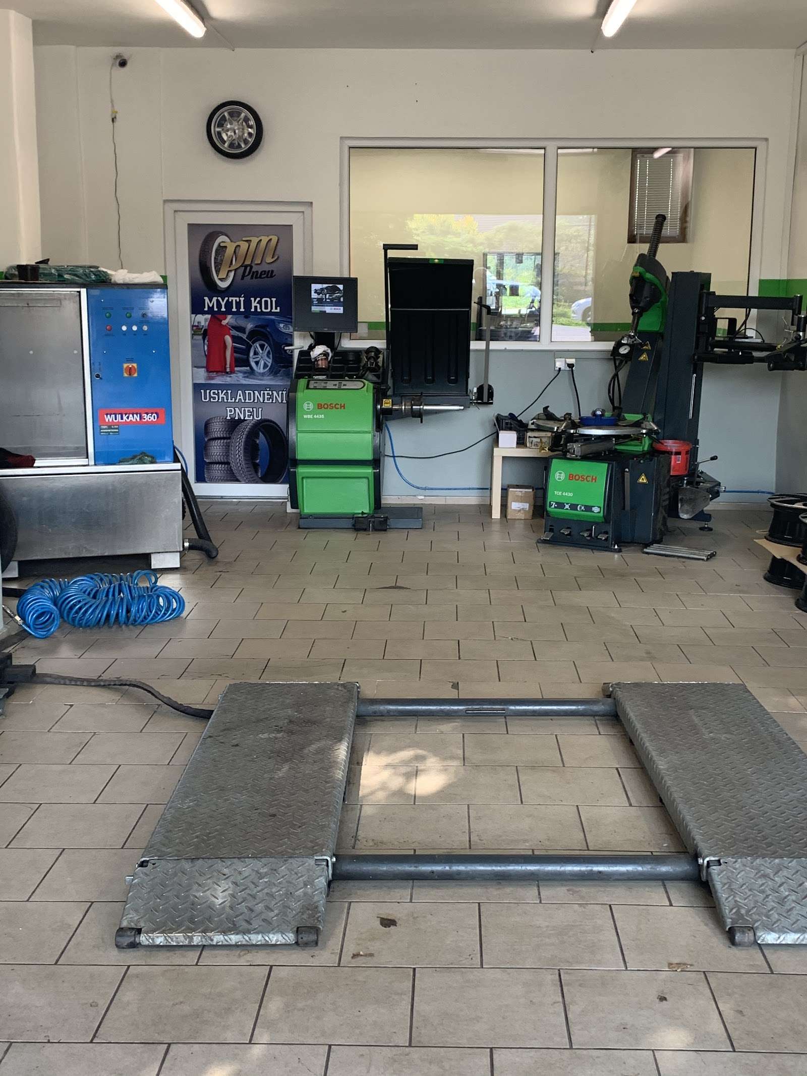 Autoservis Pneuservis PM Pneu Česká Lípa