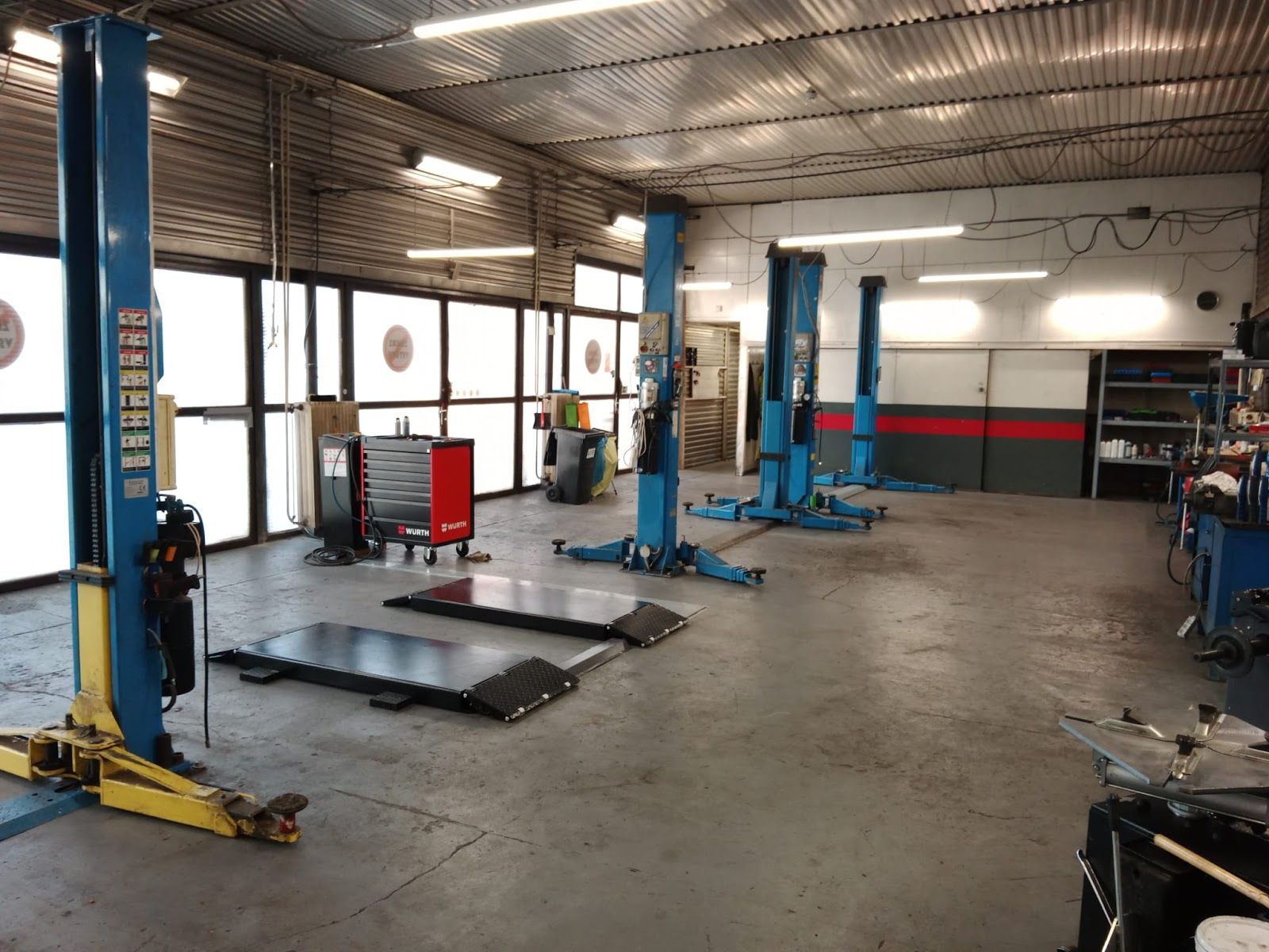 Autoservis Pneuservis Beroun