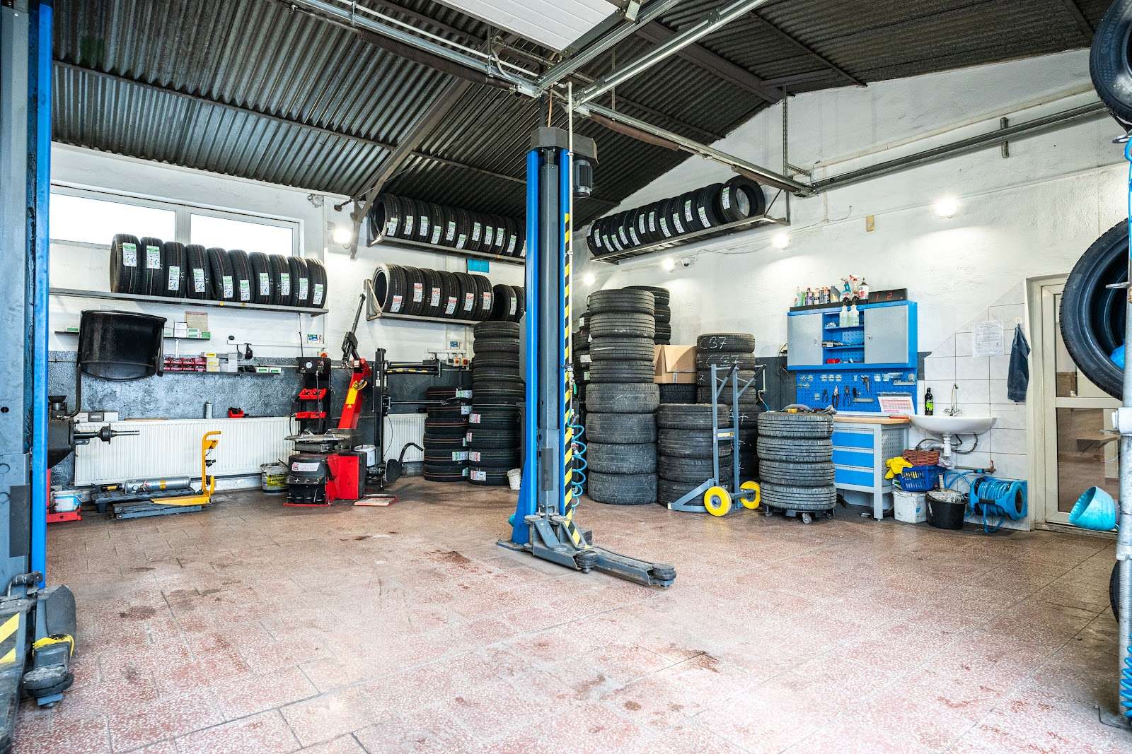 Autoservis Pneuservis Fast Vyškov