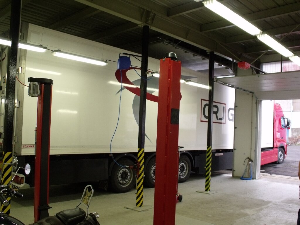 Autoservis PneuTir - Osobní a nákladní Pneuservis Tirala Kadaň