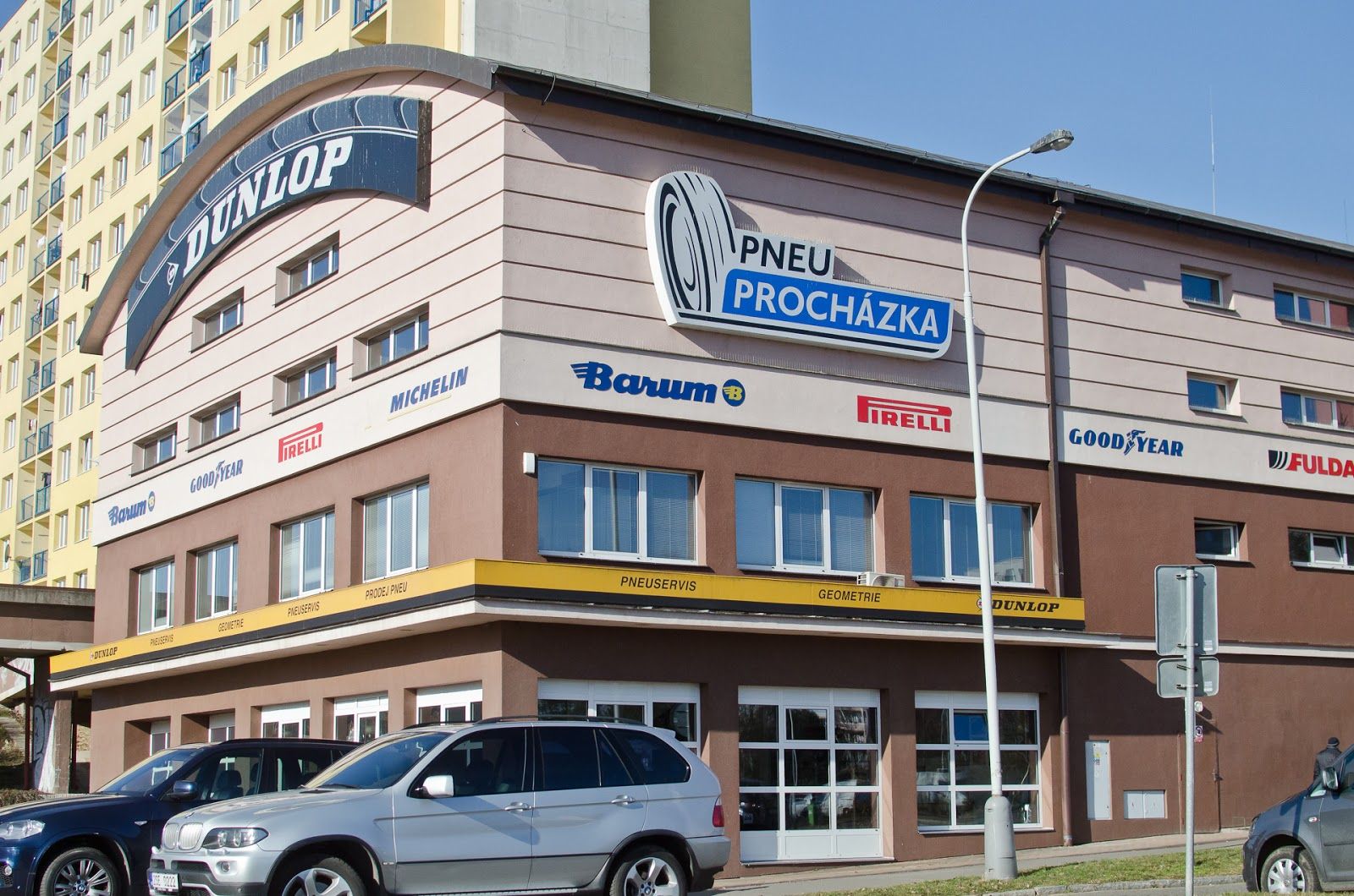 Pneu Procházka Praha