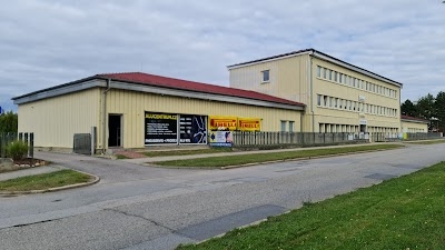 Autoservis , Pneuservis Alucentrum