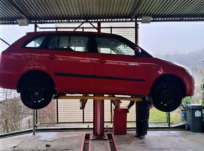 Autoservis Pneuservis Autorenova Zlín