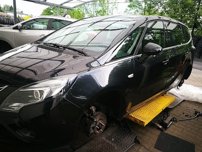 Autoservis pneuservis a geometrie