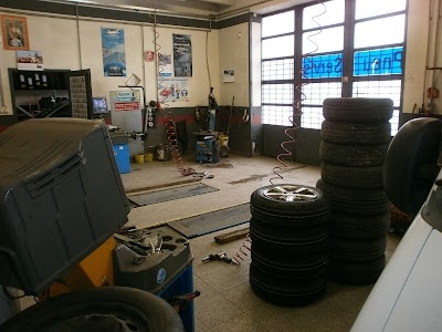 Autoservis Pneuservis Carling Znojmo