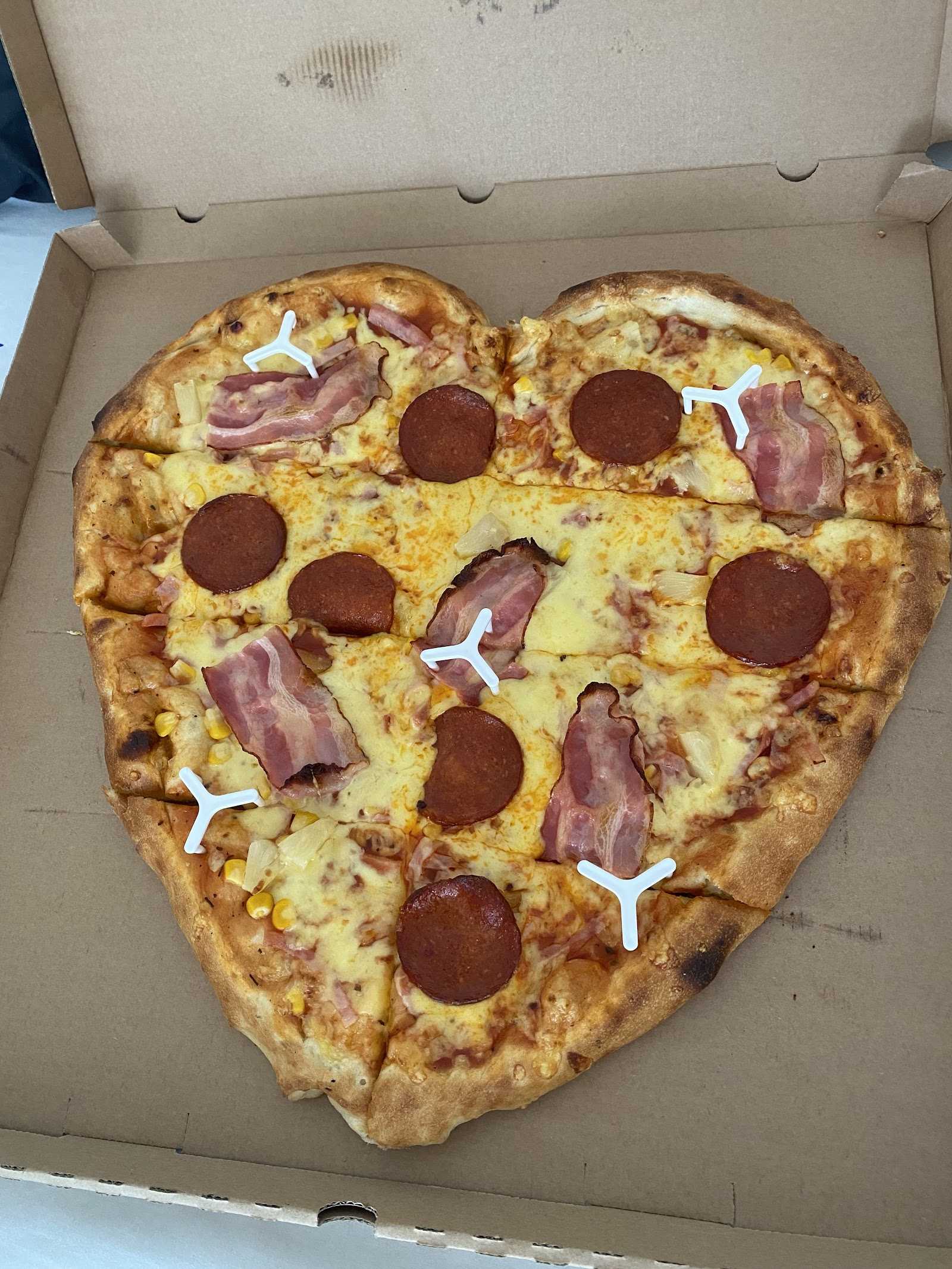 Pizza Trio Tatabánya