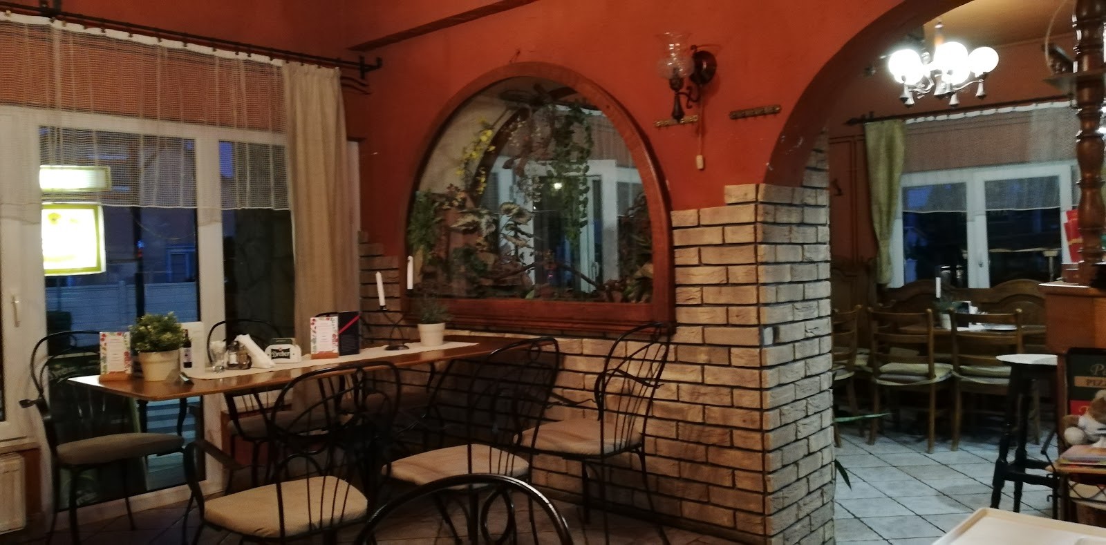 Dréher Söröző és Pesaro Pizzéria Érd