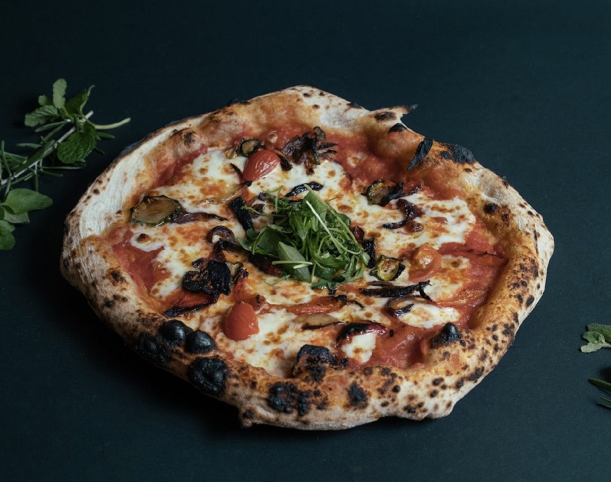 Il Directore - Delicious Neapolitan pizza in Király street Budapest