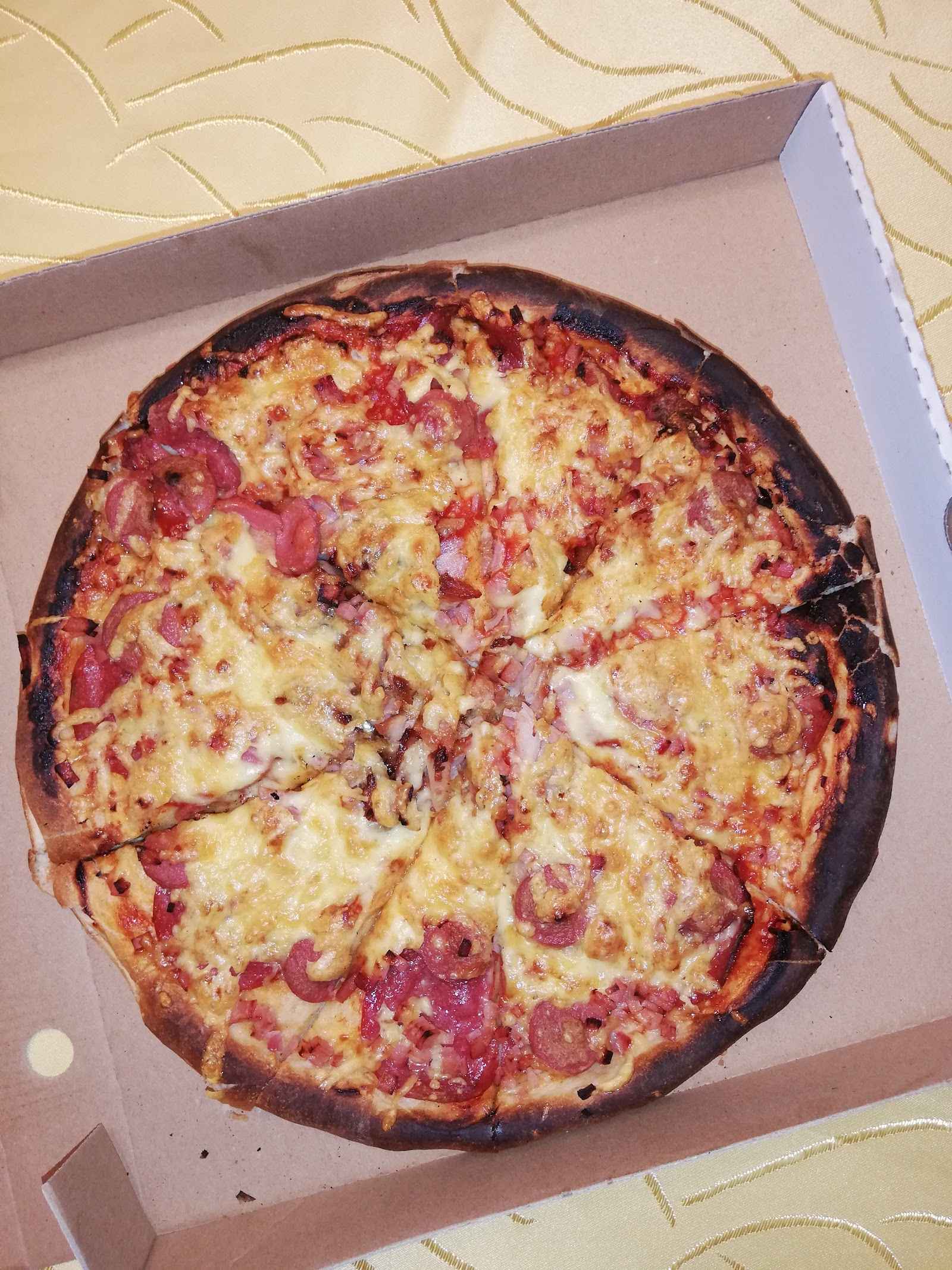 Pizza 6 & Gyros Bár Heves