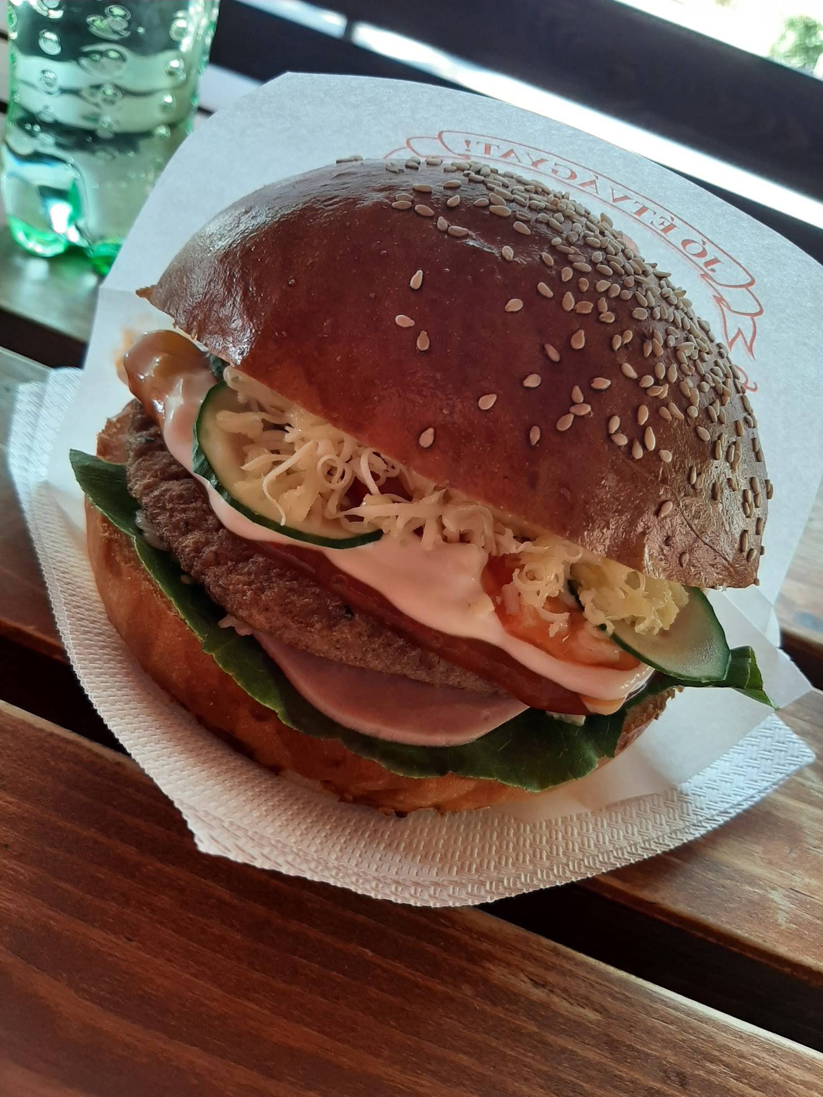 Hambi Büfé és Gyros Zóna Kondoros