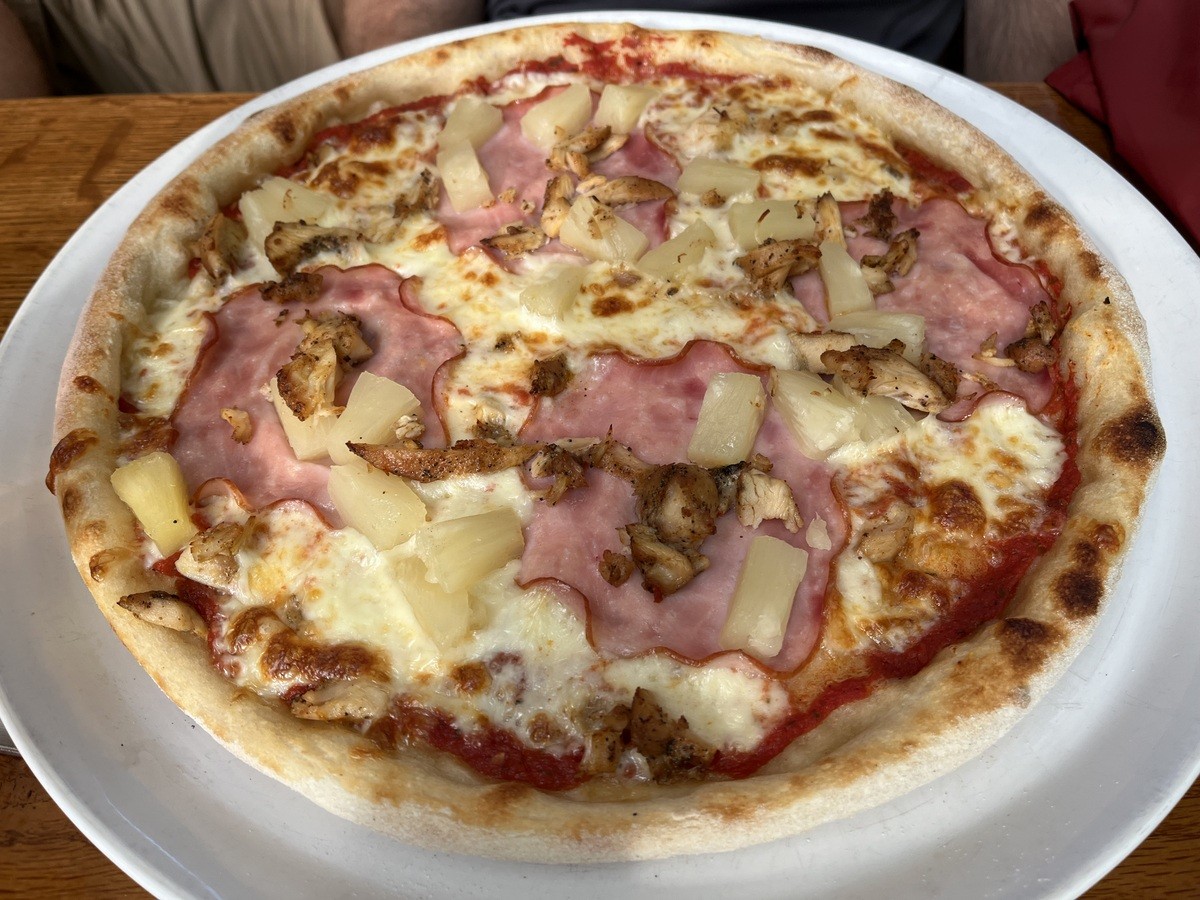 Fehér Ló Pizza & Grill Balatonboglár