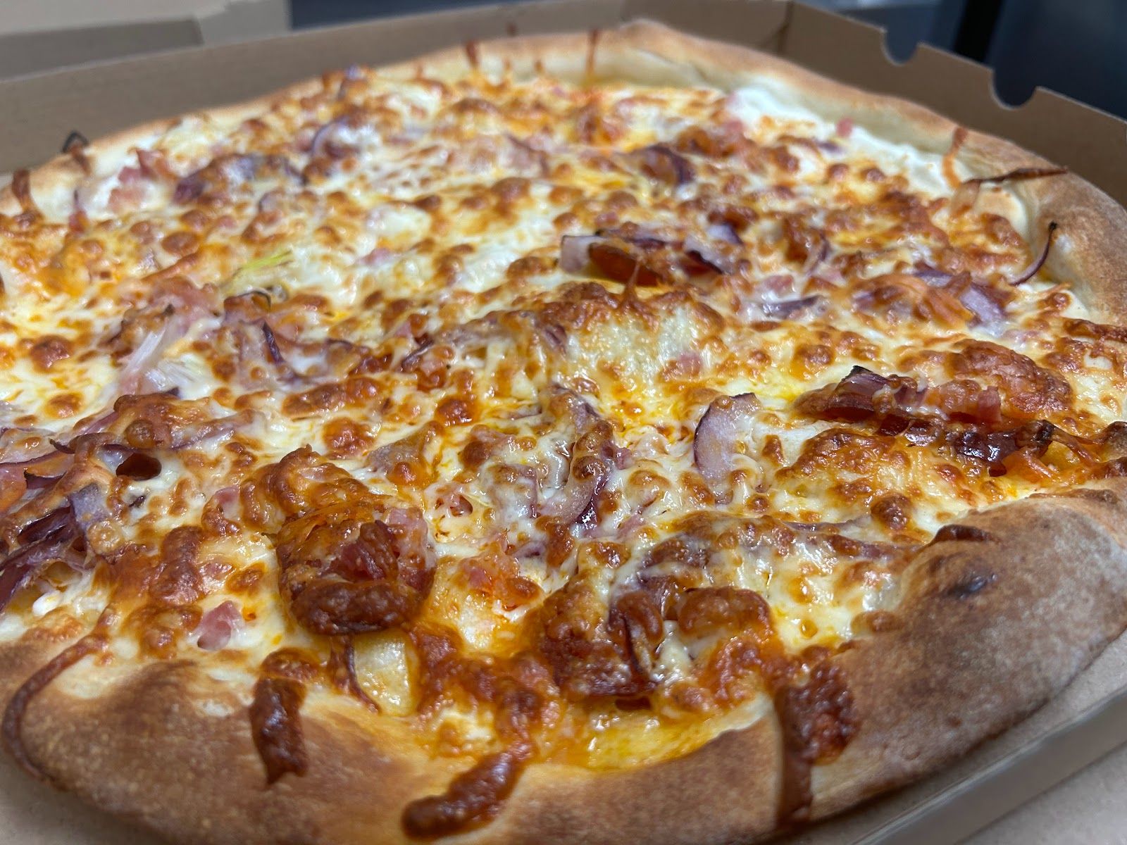 Döce & LauRa Pizzária és Gastro Kocsma Zalakomár