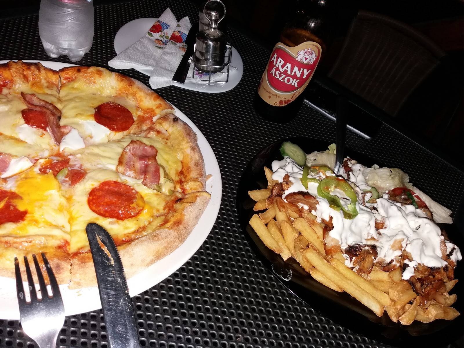 Chicago Pizzéria Abony