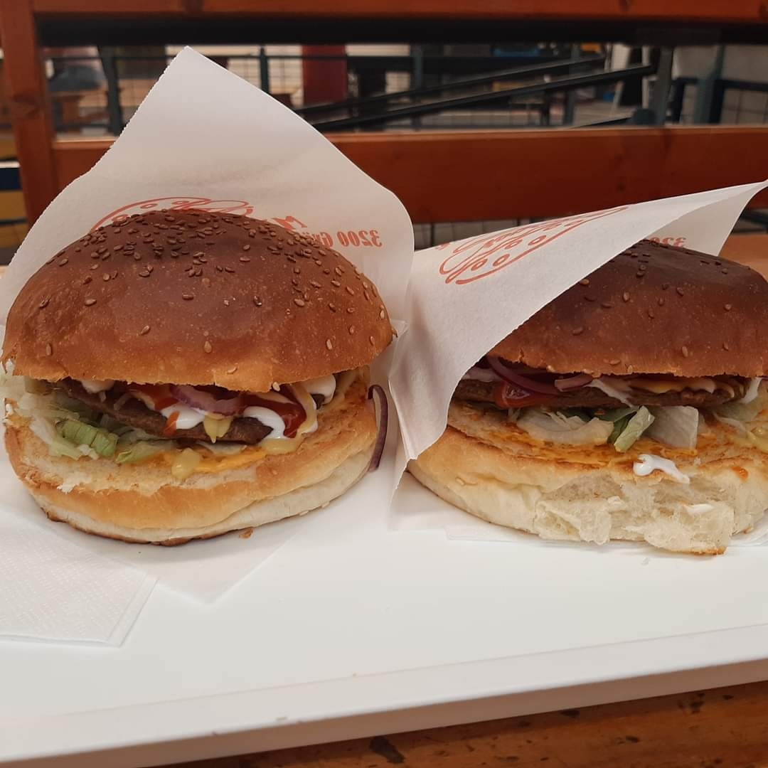 Maxi Büfé Gyöngyös