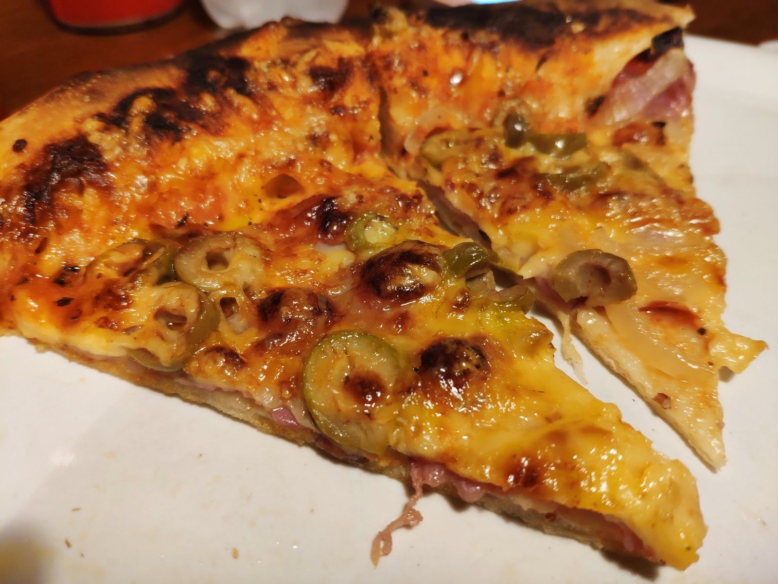 Makk-Ász Söröző és Pizzéria Balassagyarmat