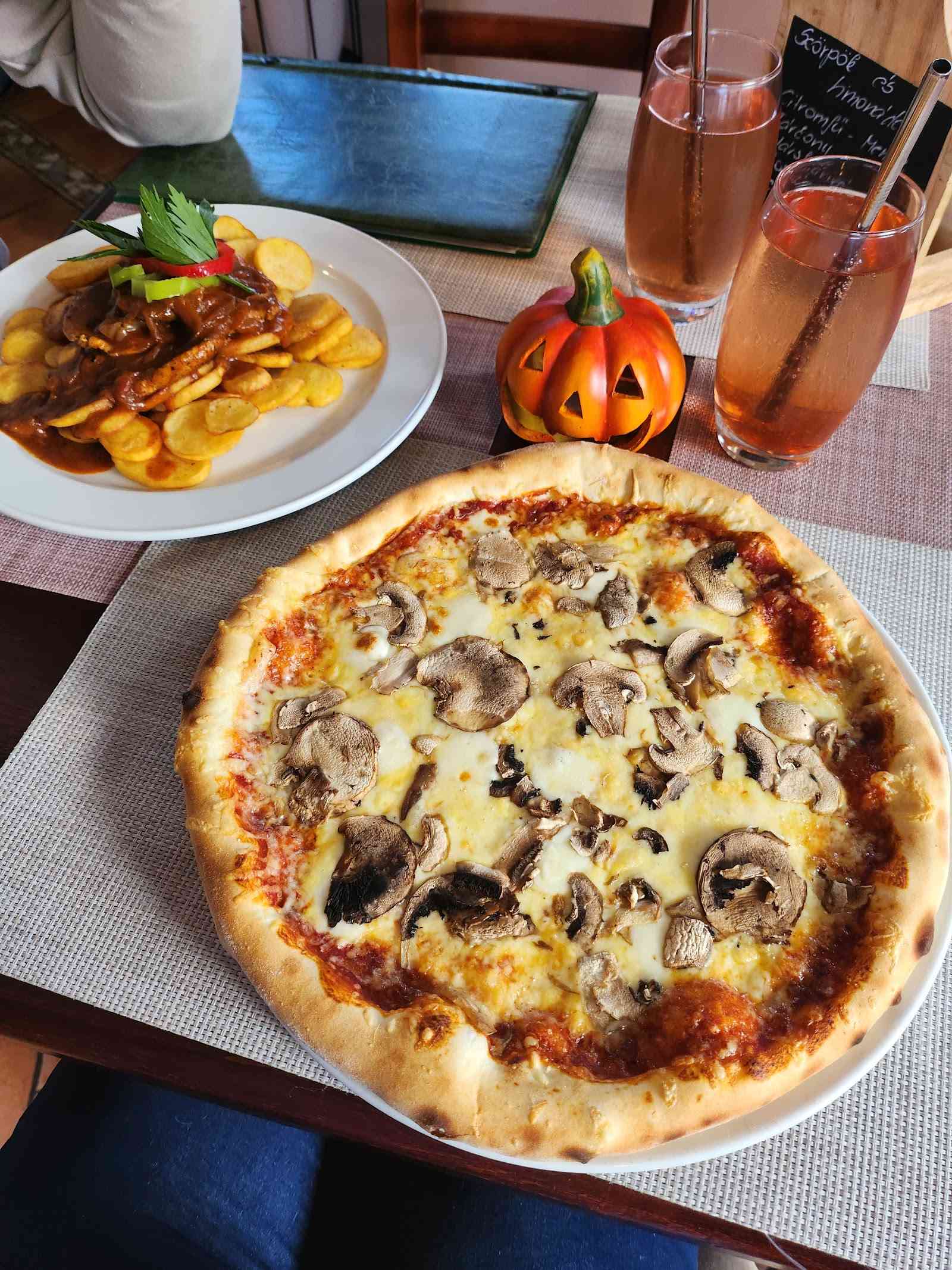 il Caminetto Pizzéria Gyöngyös