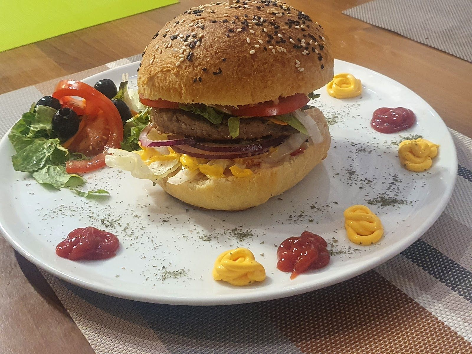 Parázs Grill Bár és Pizzéria Dunaújváros