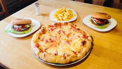Griff Caffe Pizzéria és Pub