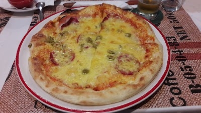 Park Pizzéria és Étterem Pellérd<