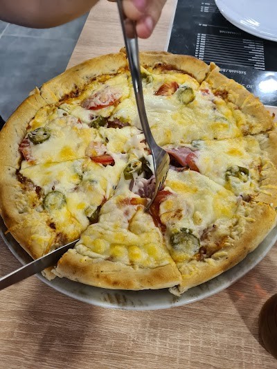 Örvénylő Pub & Pizzéria Tiszafüred<