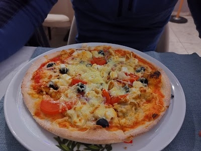 Sunrise Pizzeria