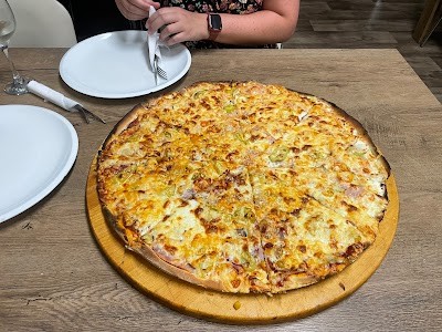 Báthori pizzéria Petőháza<