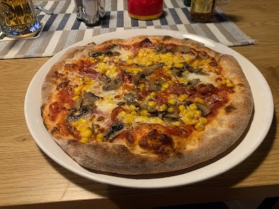Thirty's Étterem & Pizzéria