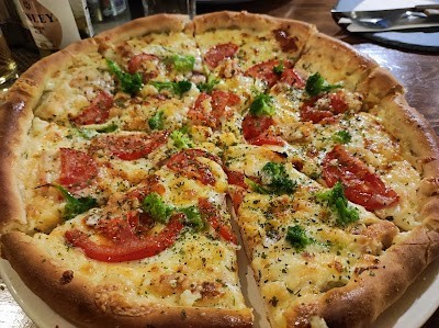 Lacus Pelso pizzeria and pub