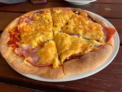 Corner pizza büfé Kál<