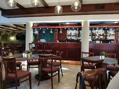 Chicago Bowling Pub Söröző-étterem