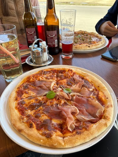 Fantázia Étterem Pizzéria Szentendre<