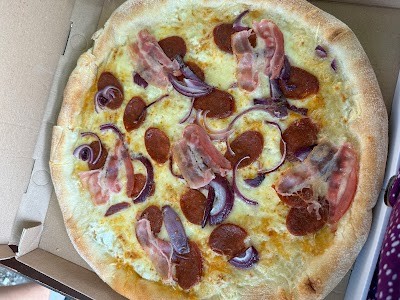 Coral Pizza & Restaurant Mosonmagyaróvár<