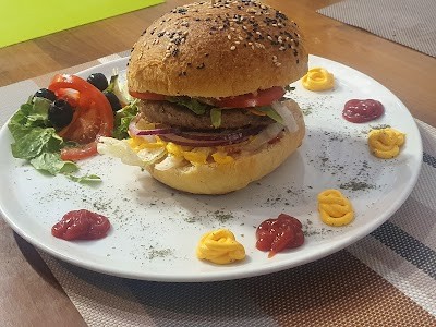 Parázs Grill Bár és Pizzéria